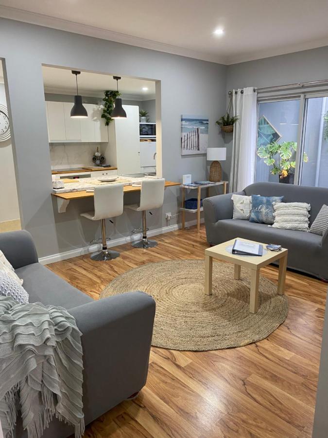 The Hutt On Mandurah Marina Apartment ภายนอก รูปภาพ