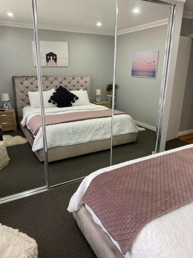 The Hutt On Mandurah Marina Apartment ภายนอก รูปภาพ