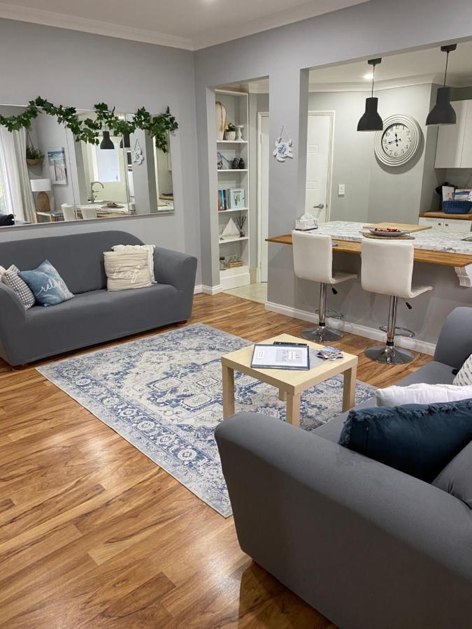 The Hutt On Mandurah Marina Apartment ภายนอก รูปภาพ