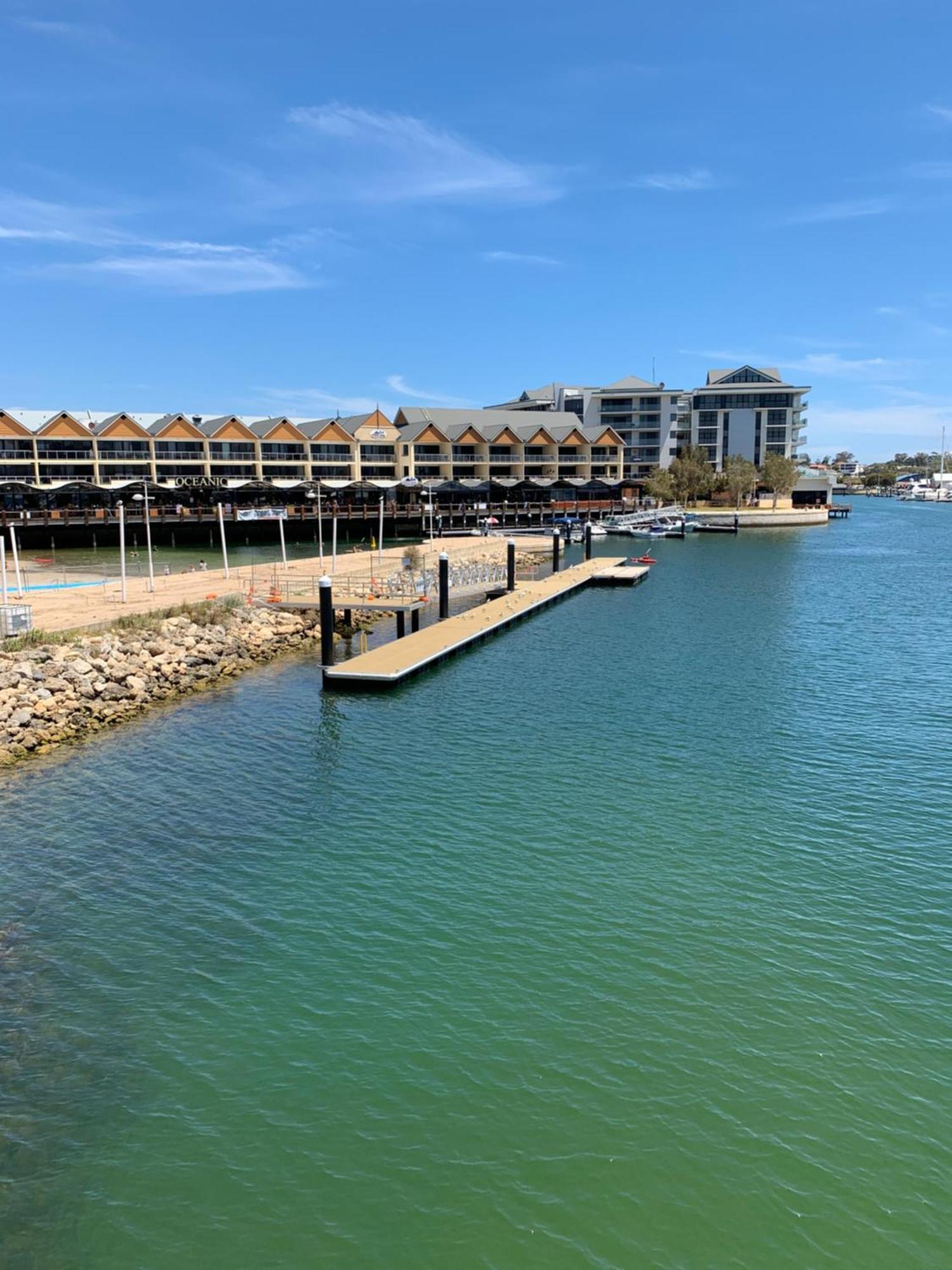 The Hutt On Mandurah Marina Apartment ภายนอก รูปภาพ